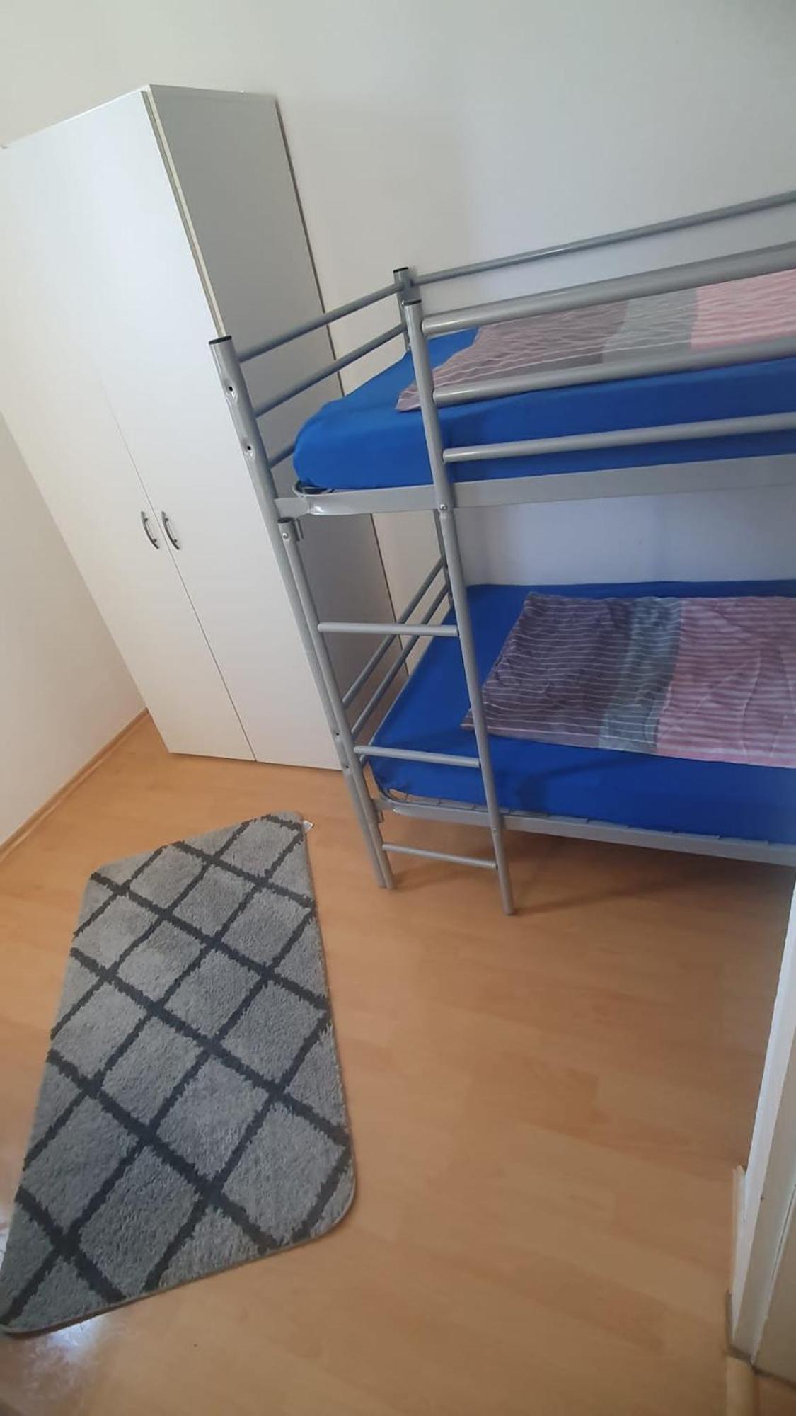 Monteur Wohnung 11 皮尔马森斯 外观 照片